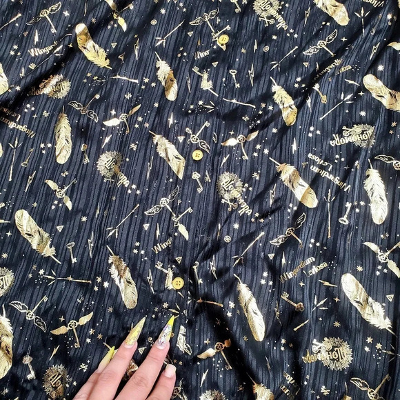 Her Universe Harry Potter Spell Icons Long-Sleeve Woven Button Up Top - Picture 5 of 8